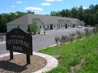 Plus de détails pour 57 Ozick Dr, Durham, CT - Local d'activités à louer