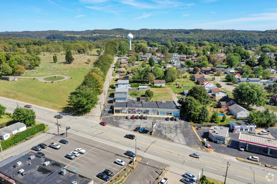 2604-2620 Freeport Rd, Natrona Heights, PA for lease - Aerial - Image 2 of 2