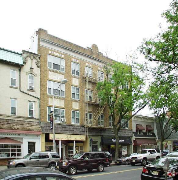 60-66 Elm St, Westfield, NJ for lease - Primary Photo - Image 1 of 8