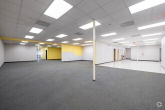 5730-5892 S Semoran Blvd, Orlando, FL à louer Photo intérieure- Image 1 de 1