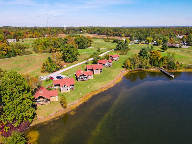 16941 Highway 70 N, Monterey, TN à vendre - Photo du bâtiment - Image 2 de 9
