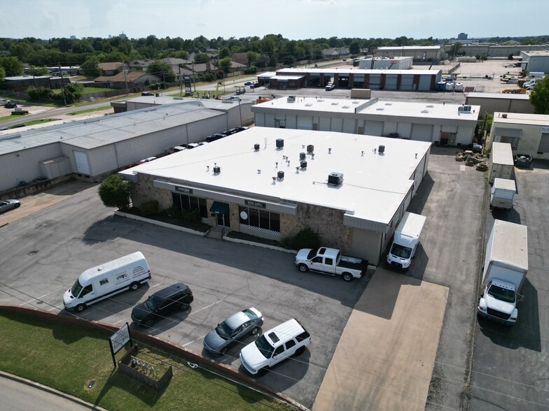 4466 S 74th Ave, Tulsa, OK for lease - Building Photo - Image 2 of 8