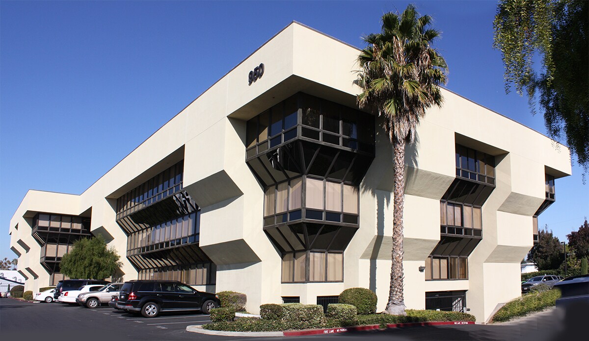 950 S Bascom Ave, San Jose, CA à louer Photo du bâtiment- Image 1 de 28