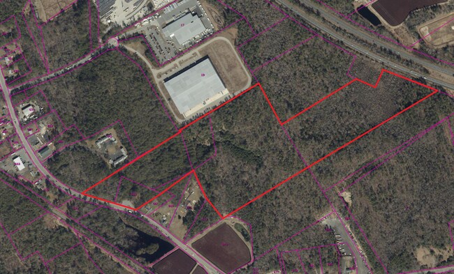 Plus de détails pour 665 Wareham St, Middleborough, MA - Terrain à louer