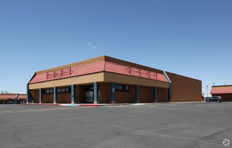 3333 Yarbrough Dr, El Paso, TX for lease - Primary Photo - Image 3 of 13