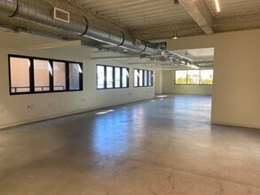 724 E 1st St, Los Angeles, CA for lease Building Photo- Image 2 of 6