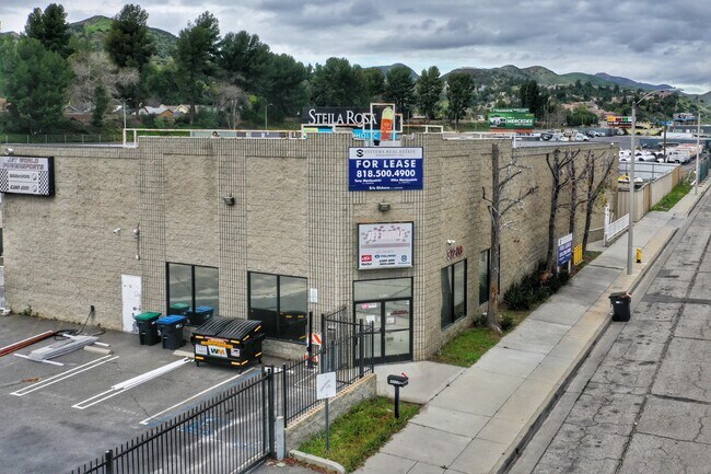 Plus de détails pour 32203 Castaic Rd, Castaic, CA - Industriel à louer