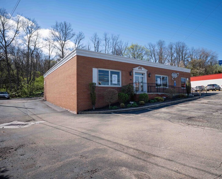 196 Murtland Ave, Washington, PA à louer - Photo du bâtiment - Image 2 de 8