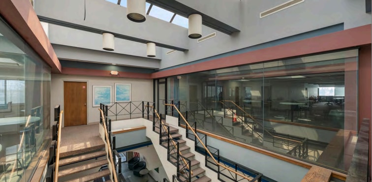 6161 N 64th St, Milwaukee, WI à vendre Photo intérieure- Image 1 de 3