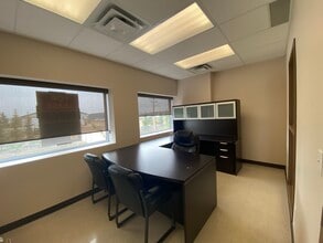 11121 83rd Ave, Fort Saskatchewan, AB for lease Interior Photo- Image 2 of 6