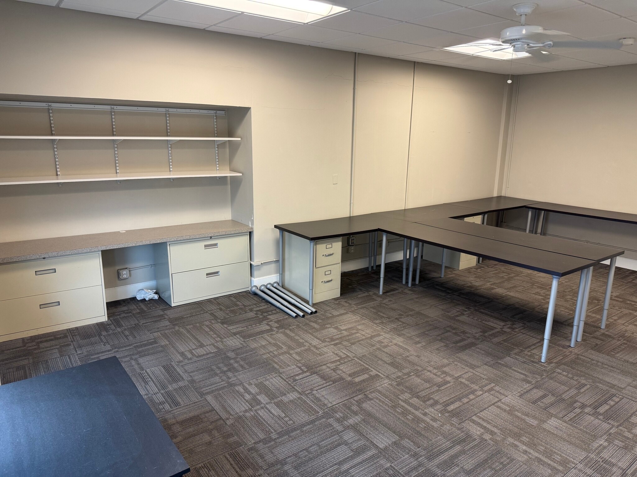 104 W 4th St, Royal Oak, MI for lease Interior Photo- Image 1 of 5