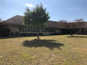 850 N Franklin Blvd, Pleasantville, NJ for lease Building Photo- Image 1 of 7