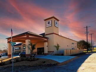 Plus de détails pour 200 S Lavaca, Moulton, TX - Services hôteliers à vendre