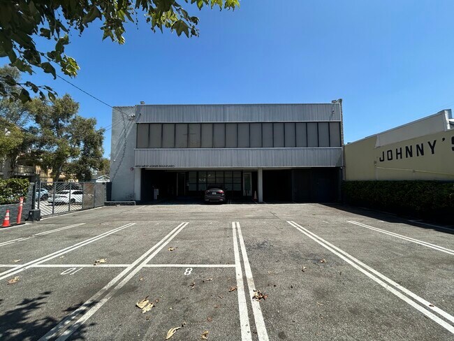More details for 4335 W Adams Blvd, Los Angeles, CA - Office for Lease