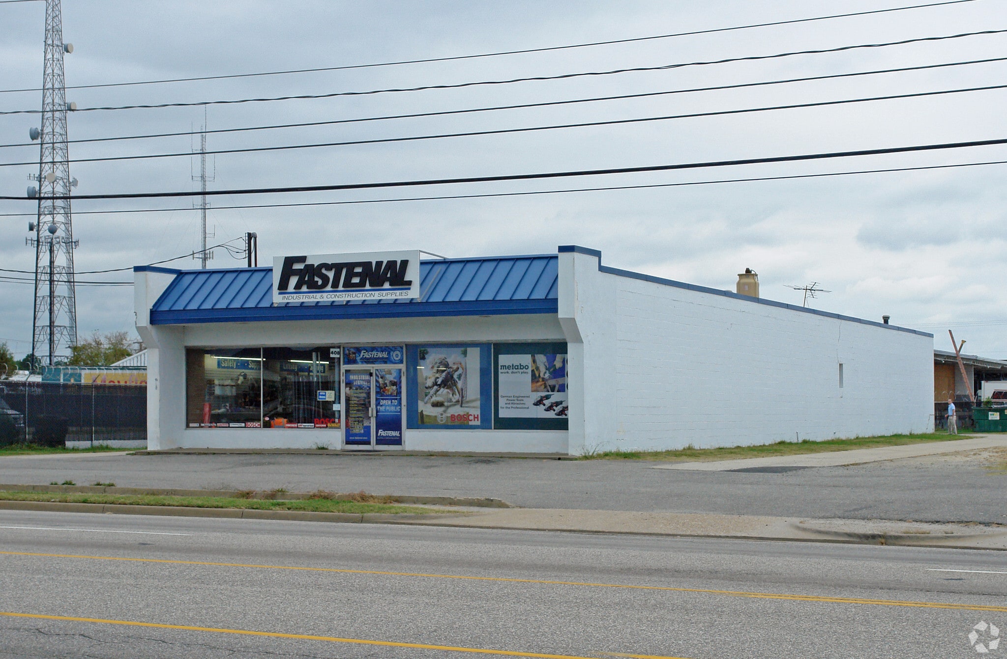 408 Aberdeen Rd, Hampton, VA for lease Building Photo- Image 1 of 4