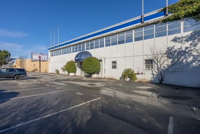 More details for 3605 Grandview Hwy, Vancouver, BC - Industrial for Lease