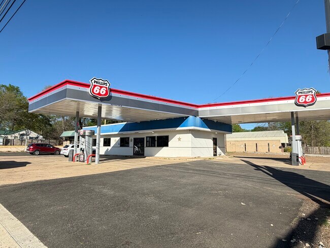 Plus de détails pour 1708 S Mobberly Ave, Longview, TX - Commerce de détail à vendre