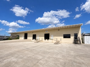 3814 Woodbury Dr, Austin, TX à louer Photo intérieure- Image 2 de 12