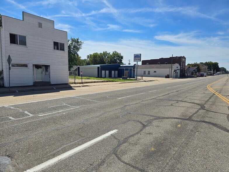 212 Riley Ave, Ogden, KS à vendre - Photo principale - Image 1 de 1