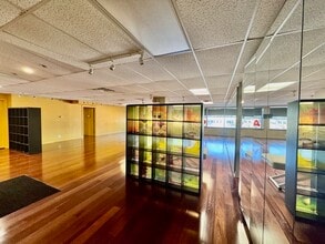 5508 S Lake Park Ave, Chicago, IL for lease Building Photo- Image 2 of 25