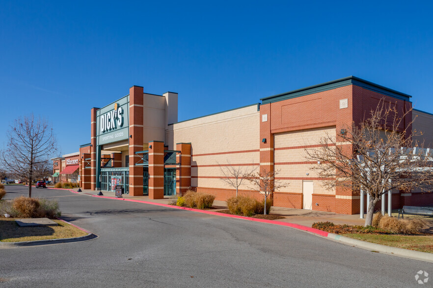 7095 SE 29th St, Midwest City, OK for lease - Primary Photo - Image 1 of 6