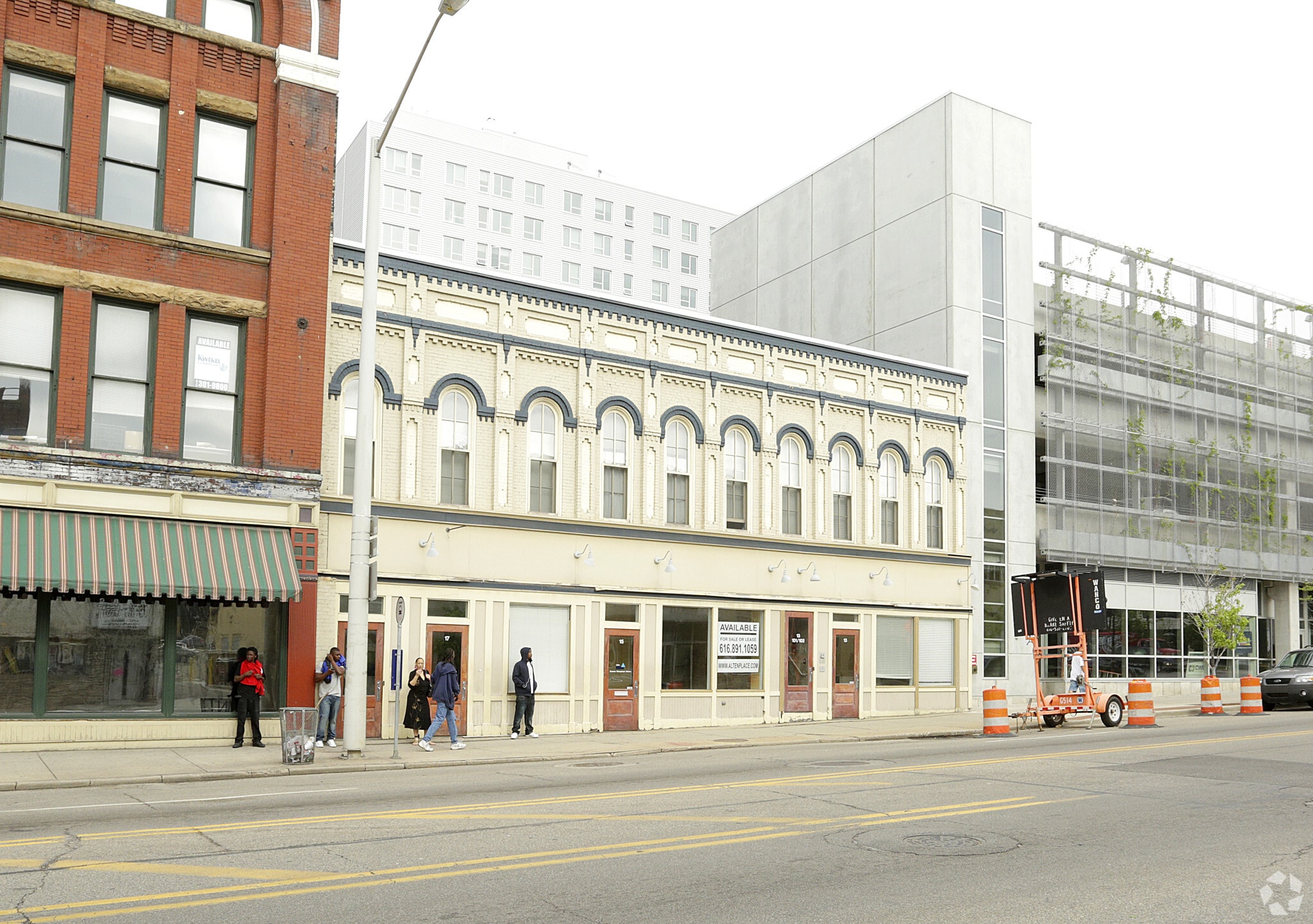 13-17 S Division Ave, Grand Rapids, MI for lease Primary Photo- Image 1 of 6