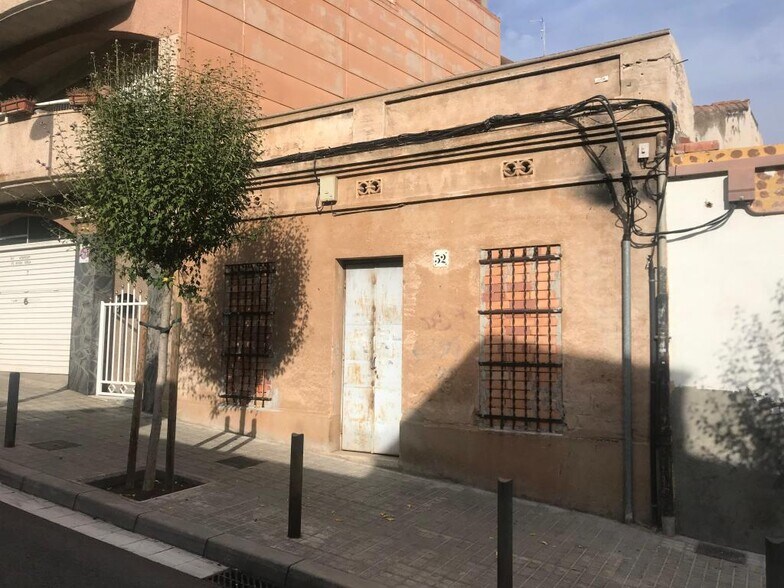 Terrain dans Badalona, Barcelona à vendre - Photo du bâtiment - Image 2 de 5