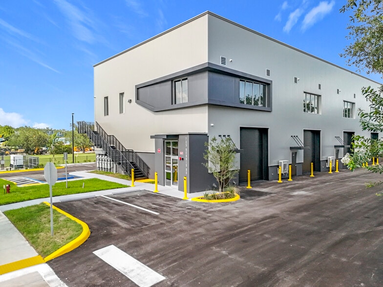 705 Hennis Rd, Winter Garden, FL for sale - Building Photo - Image 1 of 13