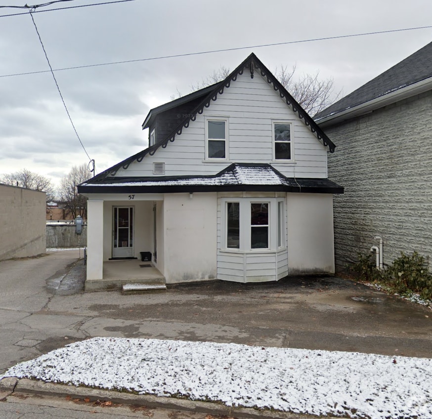 57 Nottawasaga St, Orillia, ON à vendre Photo principale- Image 1 de 3