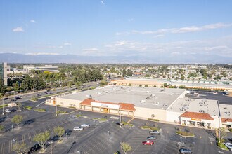 17099 Valley Blvd, Fontana, CA - Aérien Vue de la carte - Image1