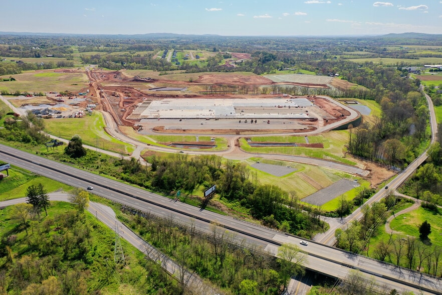 Bear Rd, York, PA for lease - Building Photo - Image 3 of 3