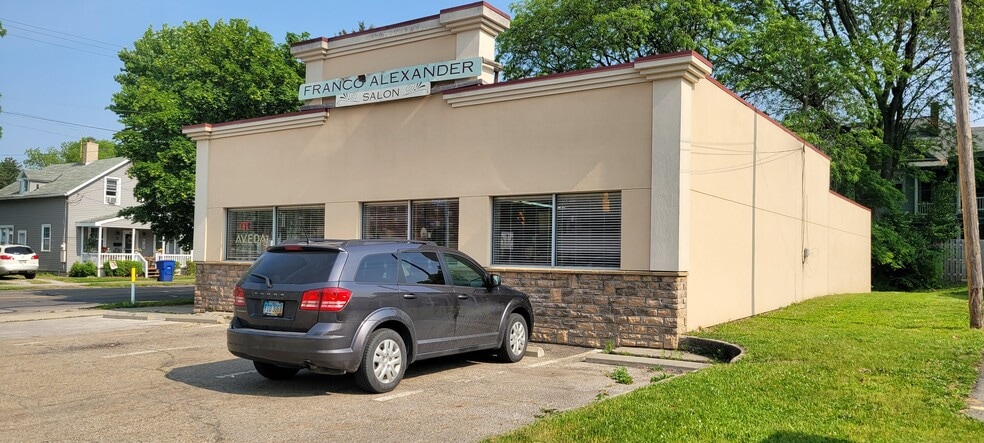 122 W William St, Delaware, OH for sale - Building Photo - Image 2 of 14