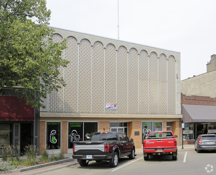 220 S Main St, Aberdeen, SD à vendre - Photo principale - Image 1 de 1