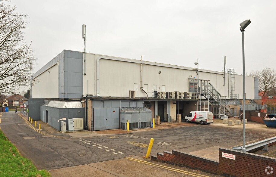 Stechford Ln, Birmingham à louer - Photo du bâtiment - Image 2 de 4