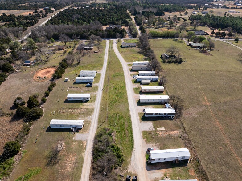 16504 Gaddy Rd, Shawnee, OK à vendre - Photo du bâtiment - Image 3 de 12