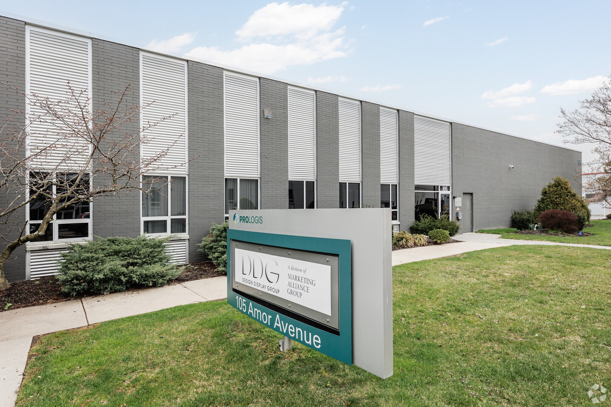 105 Amor Ave, Carlstadt, NJ for lease Primary Photo- Image 1 of 6