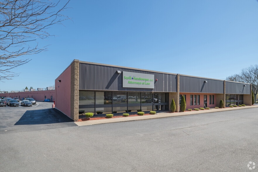 40-68 Amaral St, Riverside, RI for lease - Building Photo - Image 2 of 7