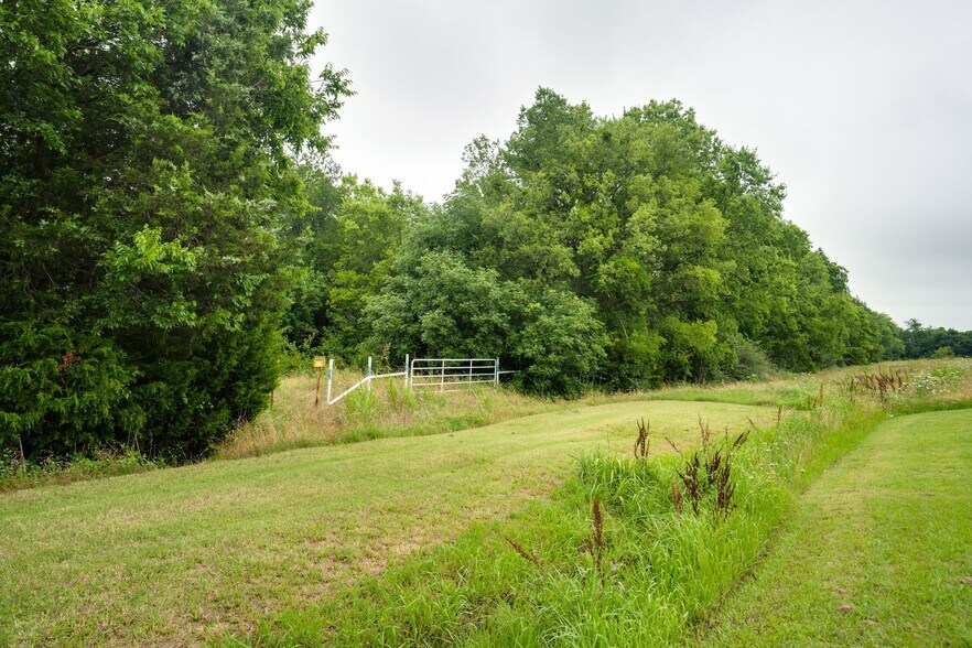 0 White St, Bonham, TX à vendre - Aérien - Image 2 de 11