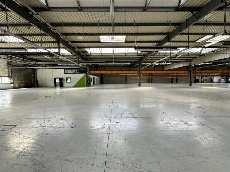 Bureau dans Sartrouville à louer - Photo du bâtiment - Image 3 de 16