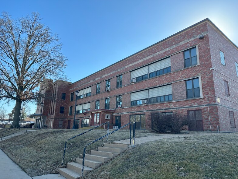 4500 Washington St, Florissant, MO à vendre - Photo du bâtiment - Image 3 de 3