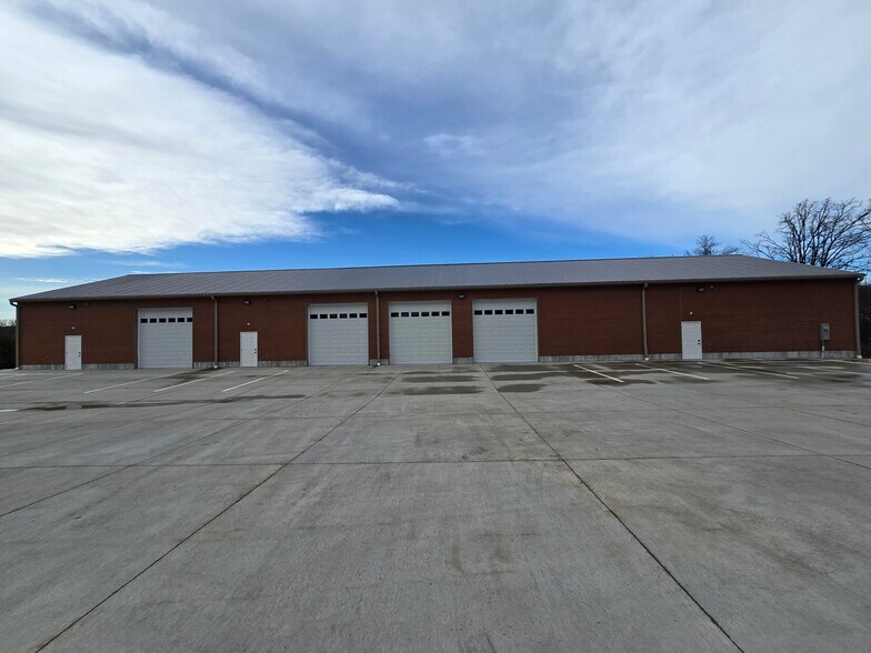 821 State Hwy 47, Warrenton, MO for lease - Building Photo - Image 2 of 18