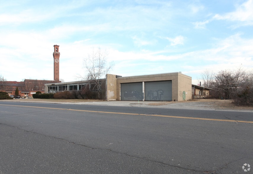 131 Freight St, Waterbury, CT for sale - Primary Photo - Image 1 of 2