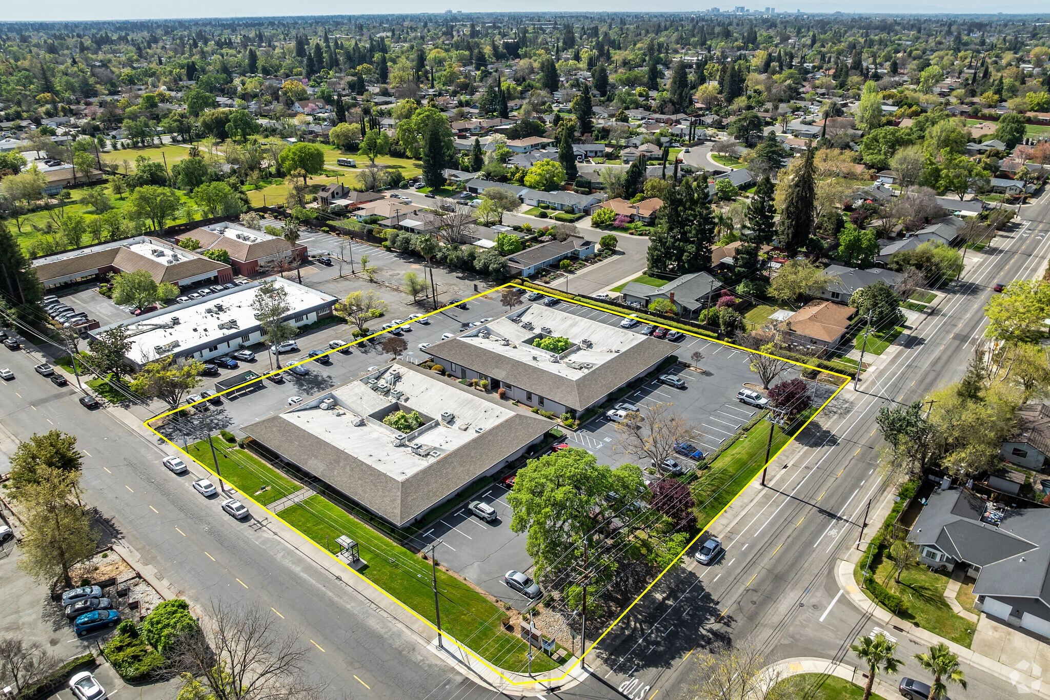 2 Building Medical/Office Portfolio portfolio of 2 properties for sale on LoopNet.ca Building Photo- Image 1 of 29