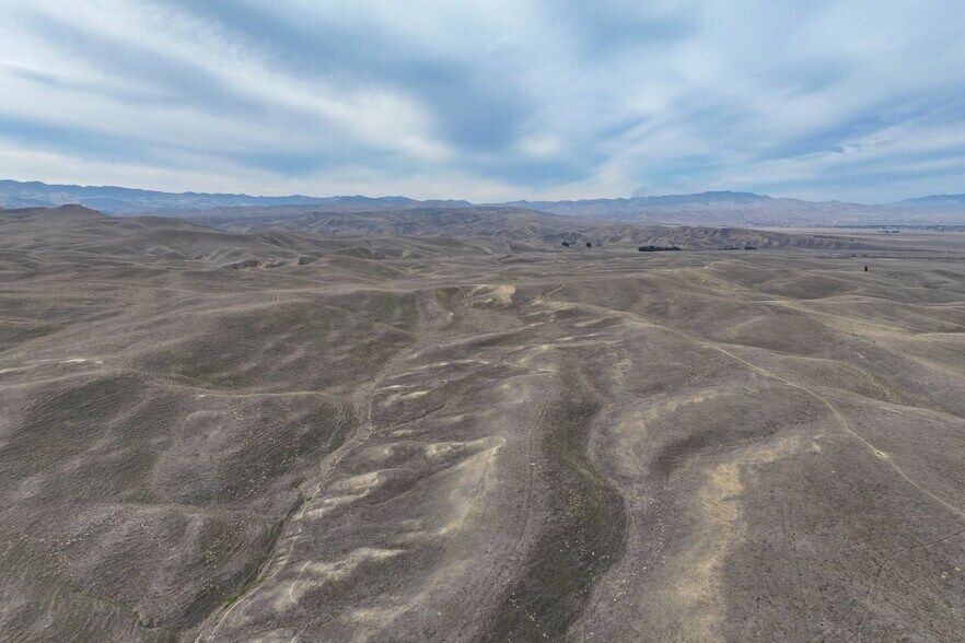 Lost Hills Road, Coalinga, CA for sale - Primary Photo - Image 1 of 4