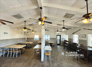 300 SW Federal Hwy, Stuart, FL for lease Interior Photo- Image 1 of 14