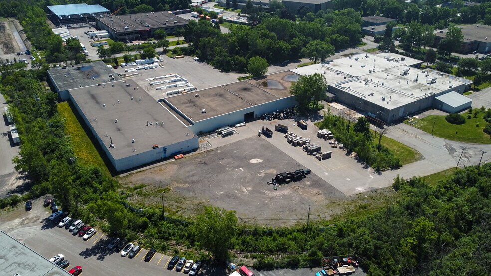 650 Av Lee, Baie-D'Urfé, QC for lease - Building Photo - Image 1 of 10