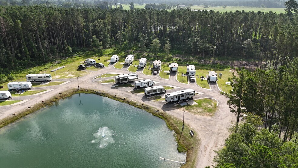 905 Pelican Rd, Shepherd, TX à vendre - Photo du bâtiment - Image 1 de 1