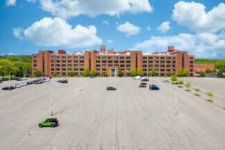 Plus de détails pour 401 N Middletown Rd, Pearl River, NY - Plusieurs types d'espaces à louer