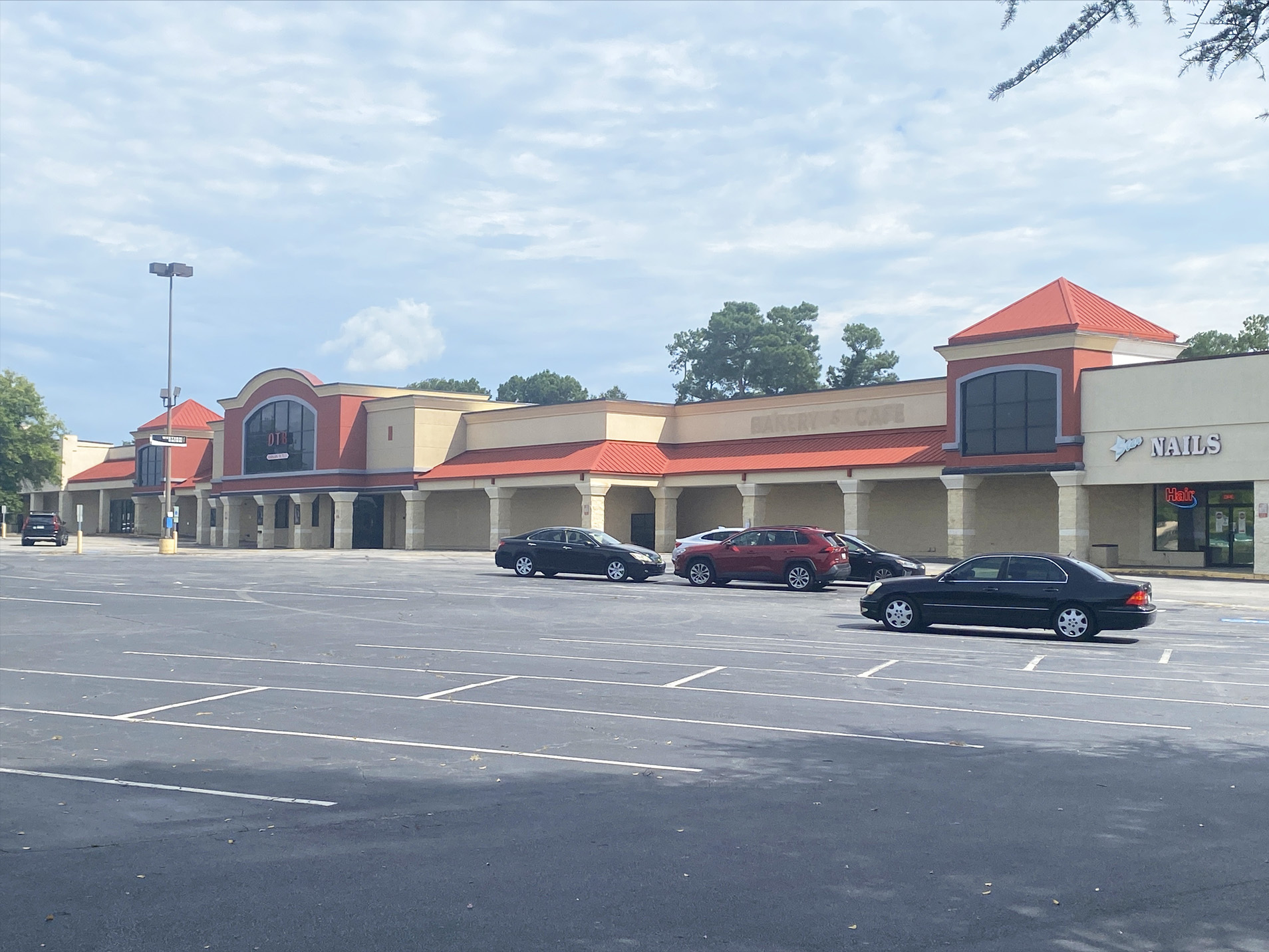 101-179 Edgewood Ave, North Augusta, SC for lease Building Photo- Image 1 of 15