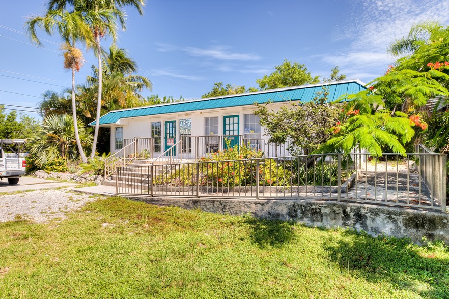 21423 Overseas Hwy, Cudjoe Key, FL à vendre - Photo du b timent - Image 1 de 25